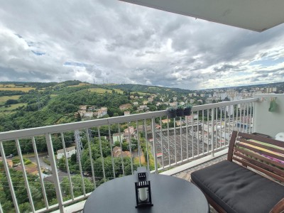 Appartement 79,5m, F4, Balcon