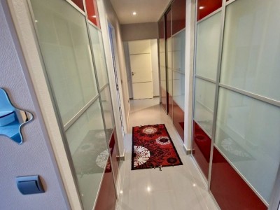 APPARTEMENT T4 A VENDRE - ST ETIENNE LA METARE - 92 m2 - 89 000 €