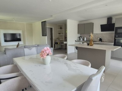 APPARTEMENT T4 A VENDRE - ST ETIENNE MONTAUD - 80 m2 - 139 000 &euro;