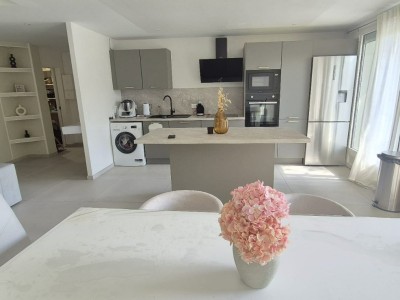 APPARTEMENT T4 A VENDRE - ST ETIENNE MONTAUD - 80 m2 - 139 000 &euro;