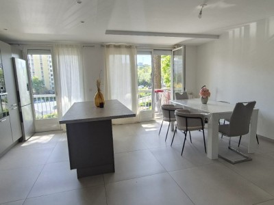APPARTEMENT T4 A VENDRE - ST ETIENNE MONTAUD - 80 m2 - 139 000 &euro;