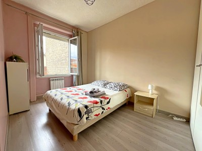 APPARTEMENT T4 A VENDRE - ST ETIENNE MONTHIEU - 96.81 m2 - 95000€