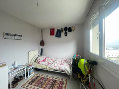 Appartement T4 - ST ETIENNE MONTREYNAUD - 76.14 m2 - 67000€