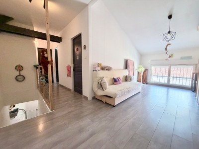 APPARTEMENT T4 A VENDRE - ST ETIENNE Secteur Croix Mission - 90.11 m2 - 115 000 &euro;
