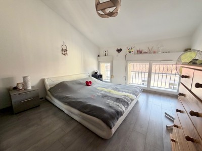 APPARTEMENT T4 A VENDRE - ST ETIENNE Secteur Croix Mission - 90.11 m2 - 115 000 &euro;