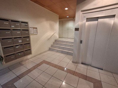 APPARTEMENT T4 A VENDRE - ST JUST ST RAMBERT SAINT JUST - 81.81 m2 - 215 000 €