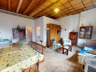 Appartement rez de jardin A VENDRE - STE SIGOLENE - 97.57 m2 - 88�000�&euro;