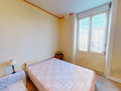 Appartement rez de jardin A VENDRE - STE SIGOLENE - 97.57 m2 - 88�000�&euro;