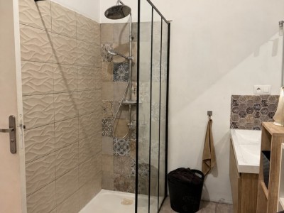 APPARTEMENT T4 A VENDRE - UNIEUX - 96.56 m2 - 199 000 €