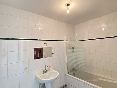 APPARTEMENT T5 - MONISTROL SUR LOIRE - 70 m2 - LOUÉ