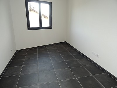 APPARTEMENT T5 - ST ETIENNE BEL AIR - 101.28 m2 - LOUÉ