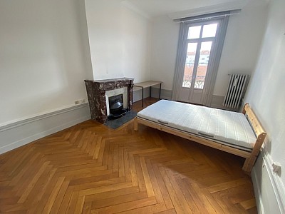 APPARTEMENT T5 A LOUER - ST ETIENNE CARNOT - 101.1 m2 - 773€ charges comprises par mois