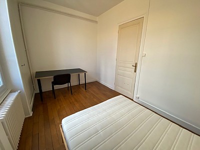 APPARTEMENT T5 A LOUER - ST ETIENNE CARNOT - 101.1 m2 - 773€ charges comprises par mois