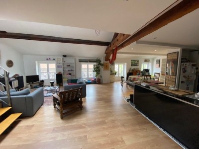 APPARTEMENT T5 - ST ETIENNE CENTRE - 113.69 m2 - LOUÉ