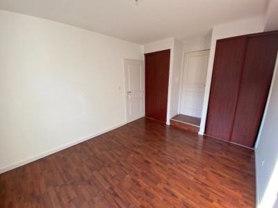 APPARTEMENT T5 - ST ETIENNE CENTRE VILLE - 106.7 m2 - LOUÉ