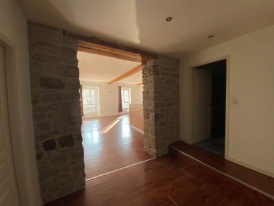APPARTEMENT T5 - ST ETIENNE CENTRE VILLE - 106.7 m2 - LOUÉ