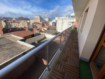 APPARTEMENT T5 - ST ETIENNE CHAVANELLE - 98.81 m2 - LOUÉ
