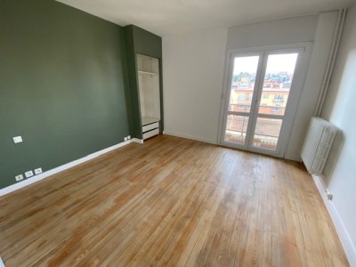 APPARTEMENT T5 - ST ETIENNE CHAVANELLE - 98.81 m2 - LOUÉ