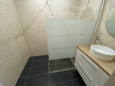 APPARTEMENT T5 - ST ETIENNE CHAVANELLE - 98.81 m2 - LOUÉ