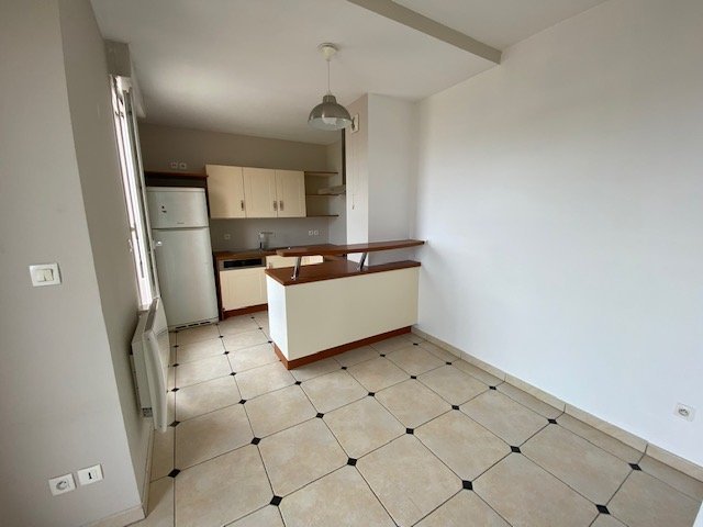 APPARTEMENT T5 - ST ETIENNE CITE DESIGN/CARNOT - 97.06 m2 - LOU&Eacute;