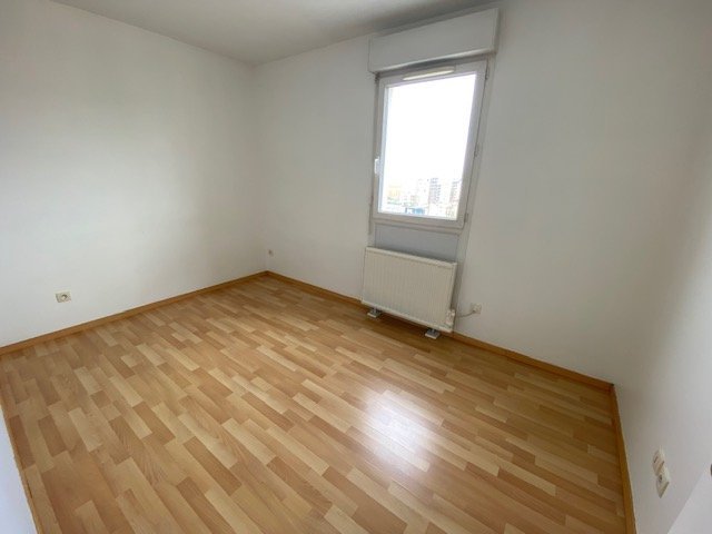 APPARTEMENT T5 - ST ETIENNE CITE DESIGN/CARNOT - 97.06 m2 - LOU&Eacute;
