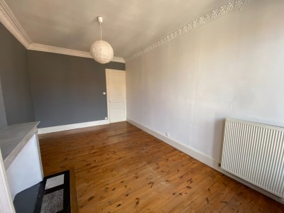APPARTEMENT T5 A LOUER - ST ETIENNE QUARTIER TREFILERIE - 110 m2 - 700 &euro; charges comprises par mois