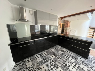 APPARTEMENT T5 A LOUER - ST ETIENNE QUARTIER URSULES - 113.69 m2 - 1�035�&euro; charges comprises par mois