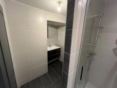 APPARTEMENT T5 A LOUER - ST ETIENNE QUARTIER URSULES - 113.69 m2 - 1�035�&euro; charges comprises par mois