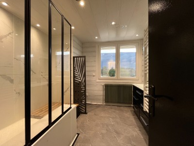 APPARTEMENT T5 A VENDRE - ST CYPRIEN - 115 m2 - 257000€