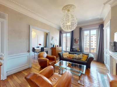 APPARTEMENT T5 A VENDRE - ST ETIENNE BADOUILLERE - 130.16 m2 - 232 000 €