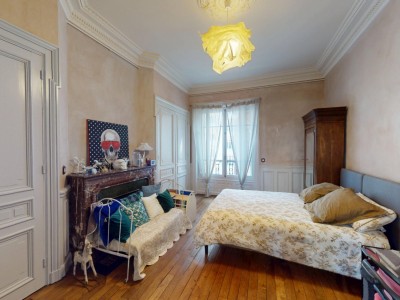 APPARTEMENT T5 A VENDRE - ST ETIENNE BADOUILLERE - 130.16 m2 - 232 000 €