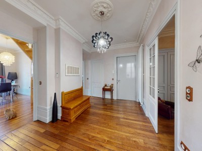 APPARTEMENT T5 A VENDRE - ST ETIENNE BADOUILLERE - 130.16 m2 - 232 000 €