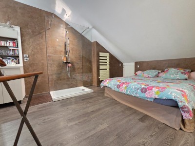 APPARTEMENT T5 A VENDRE - ST ETIENNE BADOUILLERE - 130.16 m2 - 232 000 €