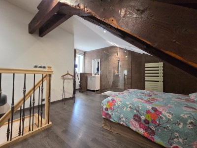 APPARTEMENT T5 A VENDRE - ST ETIENNE BADOUILLERE - 130.16 m2 - 232 000 €