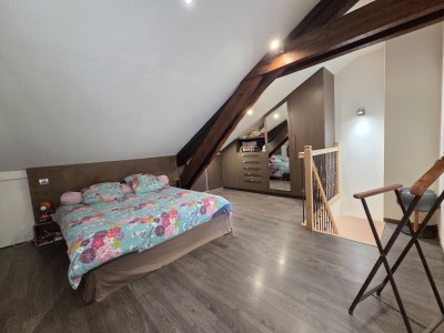 APPARTEMENT T5 A VENDRE - ST ETIENNE BADOUILLERE - 130.16 m2 - 232 000 €