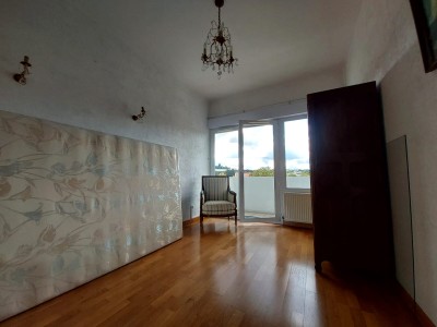 APPARTEMENT TYPE T5 AVEC TERRASSE ET GARAGE - ST ETIENNE BELLEVUE - 120 m2 - VENDU