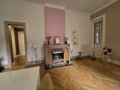 APPARTEMENT T5 A VENDRE - ST ETIENNE BELLEVUE - 128.42 m2 - 230�000�&euro;