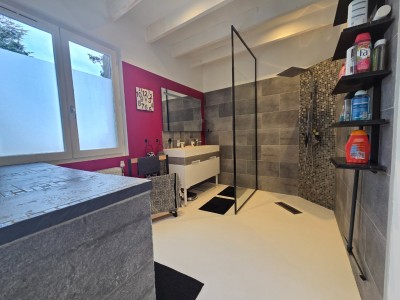 APPARTEMENT T5 A VENDRE - ST ETIENNE BELLEVUE - 128.42 m2 - 230�000�&euro;