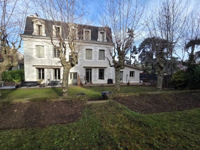 APPARTEMENT T5 A VENDRE - ST ETIENNE BELLEVUE - 128.42 m2 - 230�000�&euro;