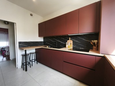 APPARTEMENT T5 A VENDRE - ST ETIENNE BELLEVUE - 118 m2 - 299 000 €