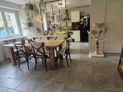 APPARTEMENT T5 A VENDRE - ST ETIENNE BERGSON - 143.68 m2 - 188�000�&euro;