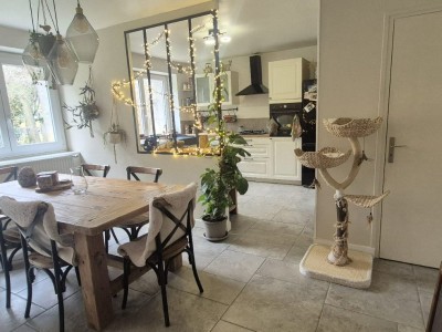 APPARTEMENT T5 A VENDRE - ST ETIENNE BERGSON - 143.68 m2 - 188�000�&euro;