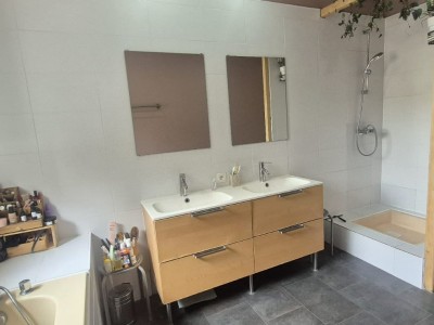 APPARTEMENT T5 A VENDRE - ST ETIENNE BERGSON - 143.68 m2 - 188�000�&euro;