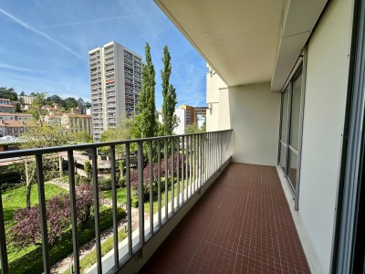 APPARTEMENT T5 A VENDRE - ST ETIENNE BERGSON - 103.31 m2 - 119 000 &euro;