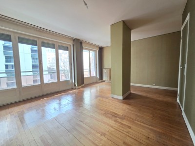 APPARTEMENT T5 A VENDRE - ST ETIENNE CARNOT - 141.96 m2 - 144�500�&euro;