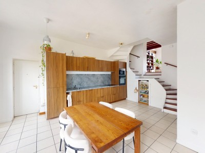 APPARTEMENT T5 A VENDRE - ST ETIENNE CARNOT - 100 m2 - 149 000 €