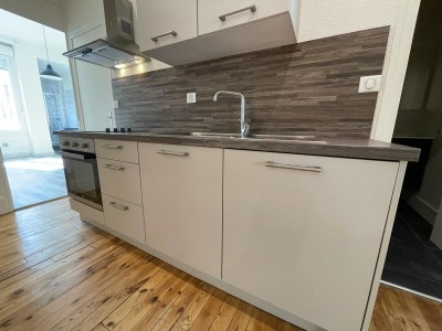 Appartement de type T5 - ST ETIENNE CENTRE VILLE - 94 m2 - 159900€