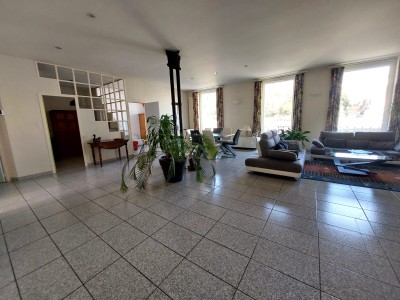 APPARTEMENT T5 A VENDRE - ST ETIENNE CENTRE VILLE - 150 m2 - 250000€