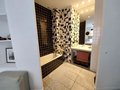 APPARTEMENT T5 A VENDRE - ST ETIENNE CENTRE VILLE - 150 m2 - 250000€