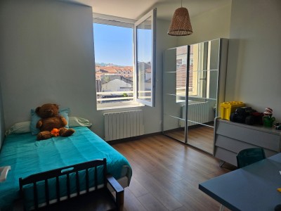 APPARTEMENT T5 A VENDRE - ST ETIENNE CENTRE VILLE - 110 m2 - 169000€